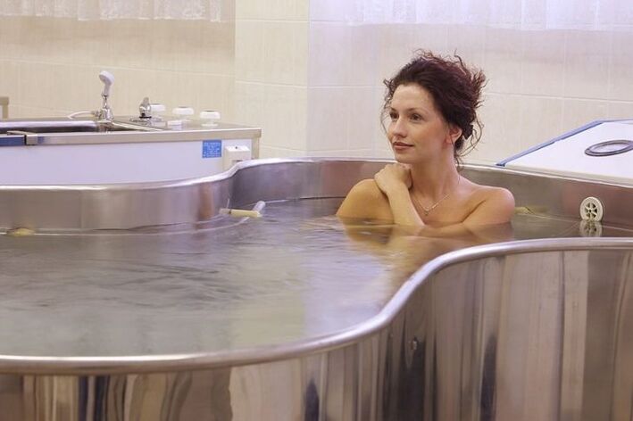 Therapeutic bath for knee arthrosis